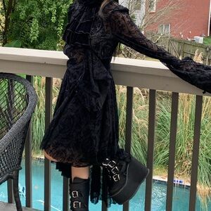 DOLLSKILL. Trad Goth Dress with collar. Black. Size Xs.